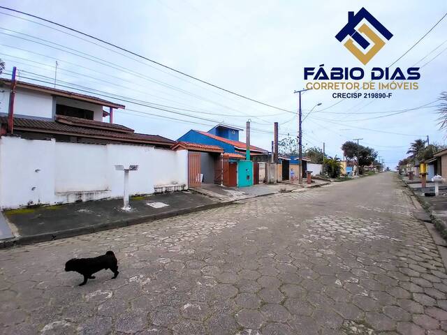 Casa para Venda em Itanhaém - 3