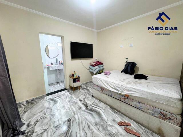 Sobrado para Venda em Itanhaém - 5